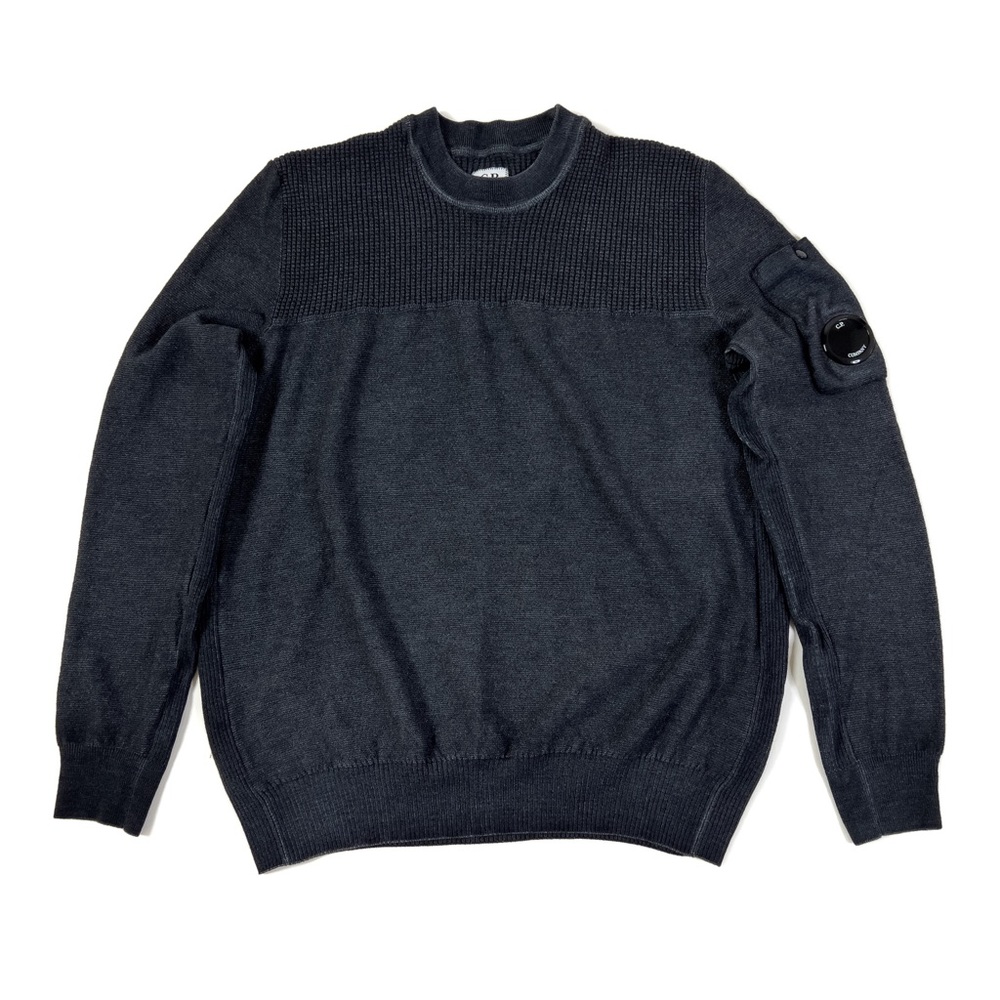 CP Co Mens Crewneck Sweater Wool Charcoal (small M) I’m 6’ 152 lbs; tight arms